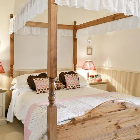 Primrose - Lpg Hotel Ireby